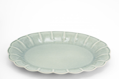 Indiska_Mathilda-Scallop-Serving-Tray_dusty-blue_599SEK